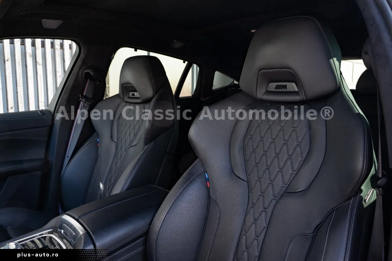 BMW X6 M60 i xDrive Panorama  AHK  Massage