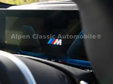 BMW X6 M60 i xDrive Panorama  AHK  Massage