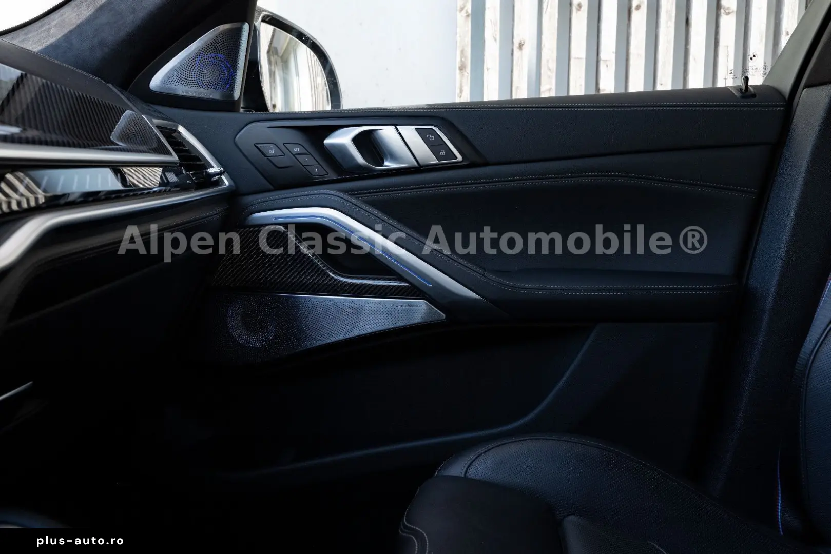 BMW X6 M60 i xDrive Panorama  AHK  Massage