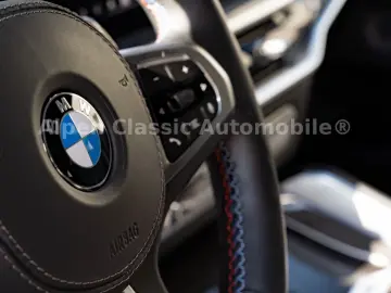 BMW X6 M60 i xDrive Panorama  AHK  Massage