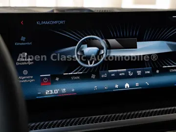 BMW X6 M60 i xDrive Panorama  AHK  Massage