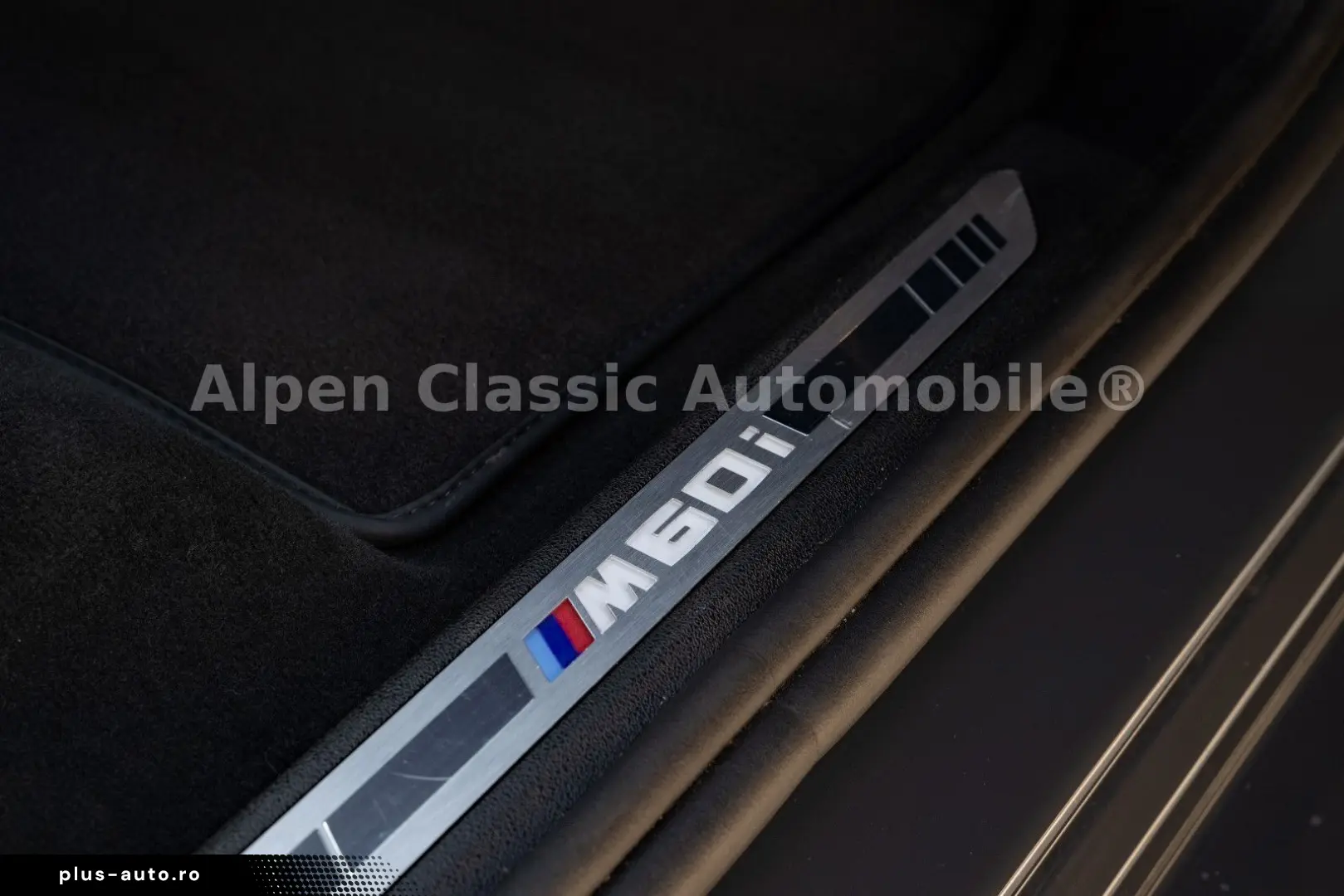 BMW X6 M60 i xDrive Panorama  AHK  Massage