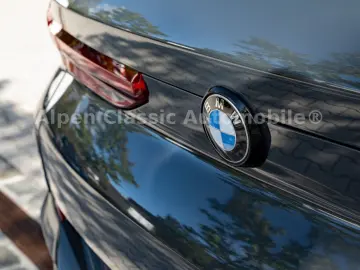 BMW X6 M60 i xDrive Panorama  AHK  Massage