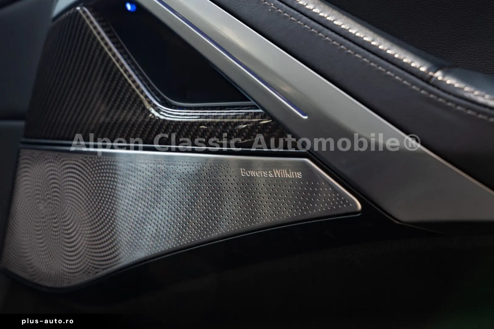 BMW X6 M60 i xDrive Panorama  AHK  Massage