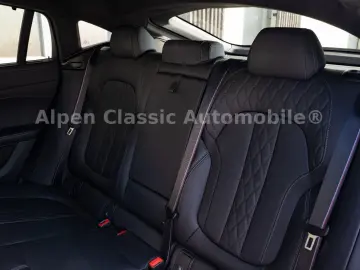 BMW X6 M60 i xDrive Panorama  AHK  Massage