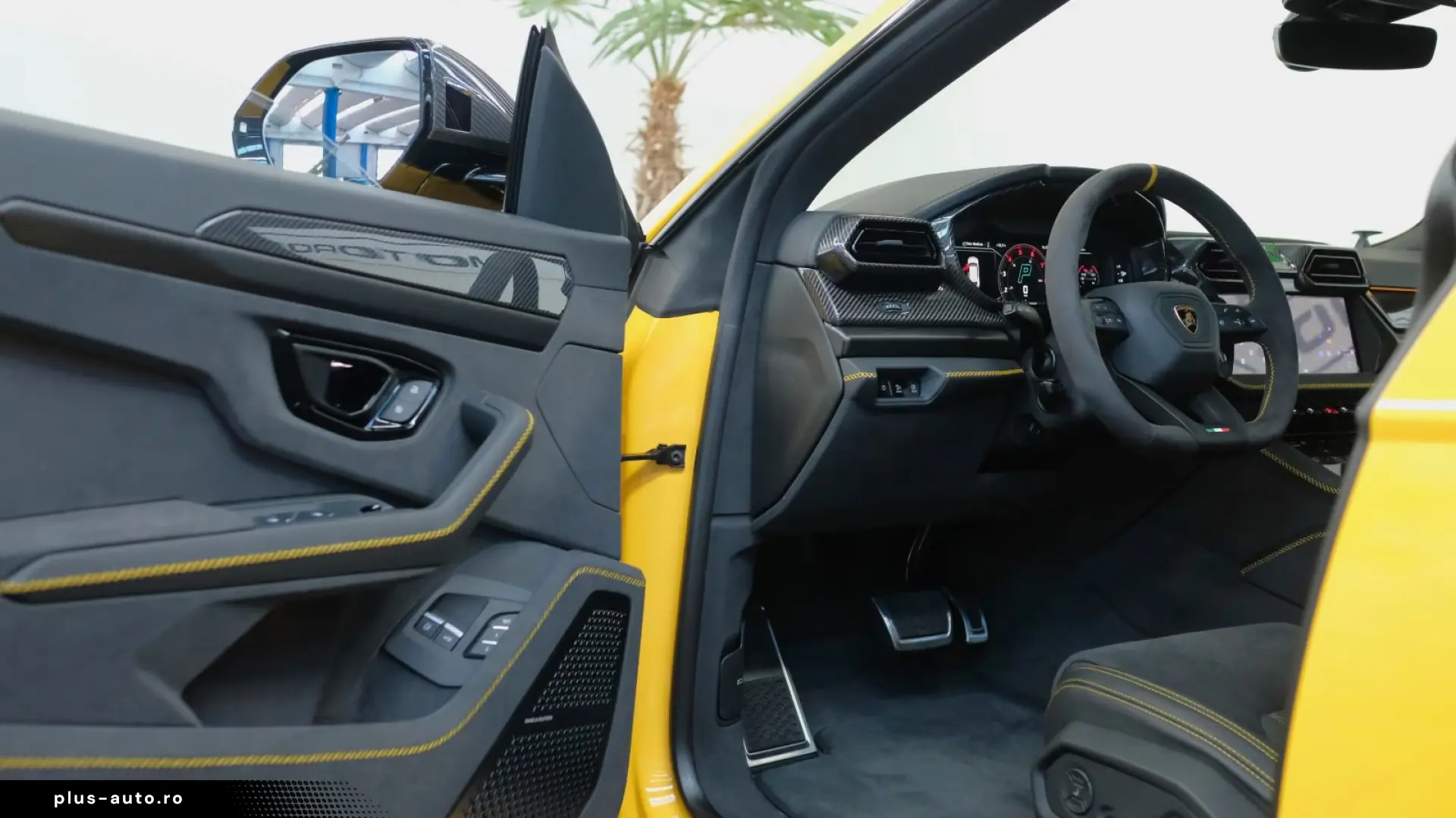 LAMBORGHINI URUS 2026 — imagine 9