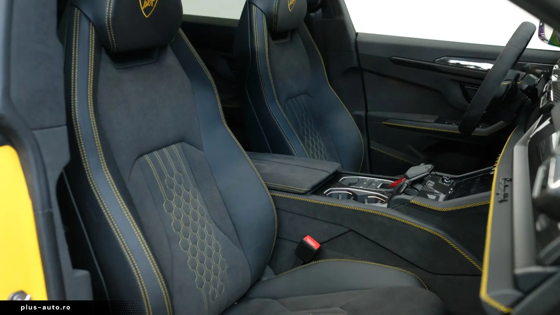 LAMBORGHINI URUS 2026 — imagine 11