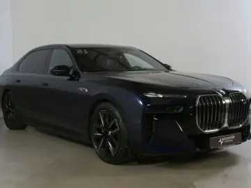 BMW i7 M70 xDr.