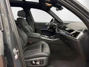 BMW X5 xDrive40d M Sport Pro AHK Pano H&K Widescreen