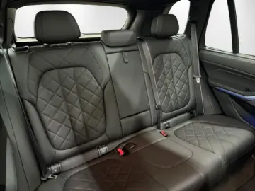 BMW X5 xDrive40d M Sport Pro AHK Pano H&K Widescreen