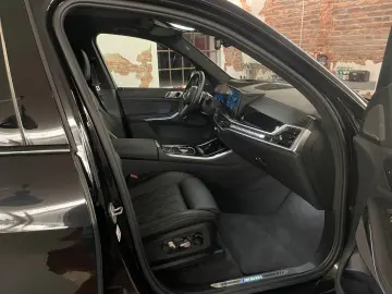 BMW X5 M60i xDrive M Sport Pro Performance  22