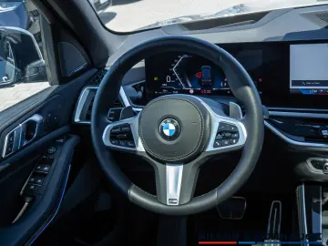 BMW X5 xDrive 30d M-Sport SKY-LOUNGE AHK H K 360