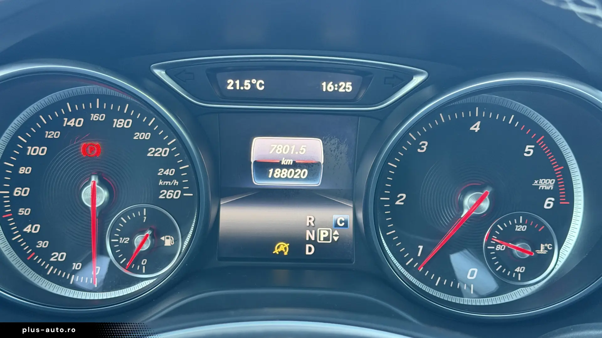 Mercedes-Benz GLA 1.5 Diesel Automat 2017