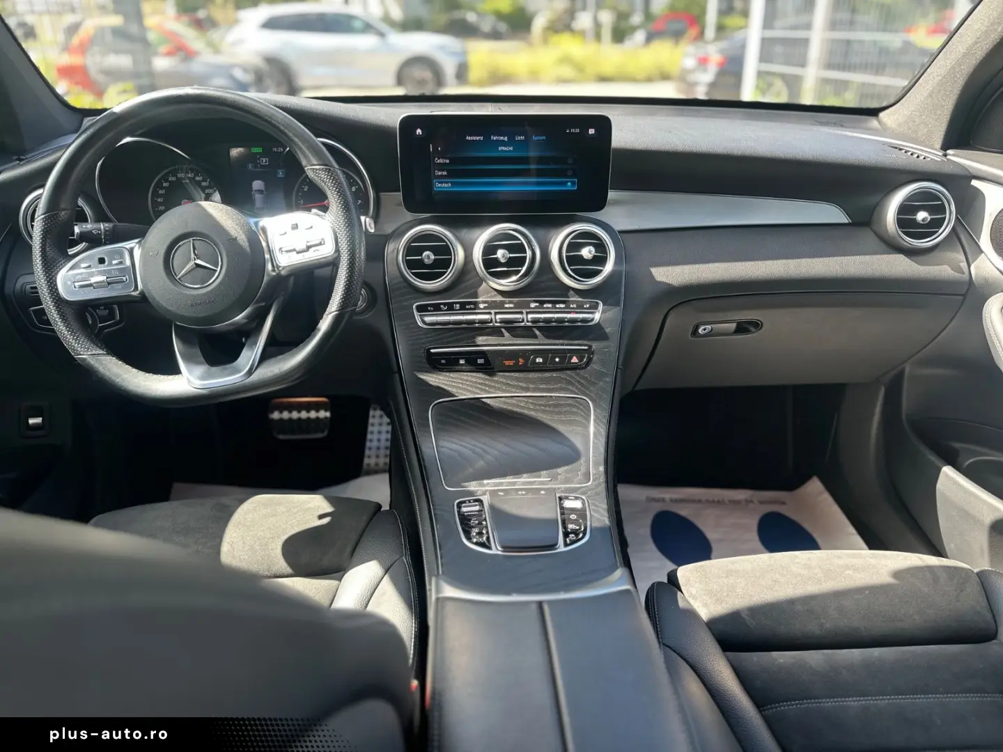MERCEDES-BENZ GLC 200 Coupe 4Matic AMG Line