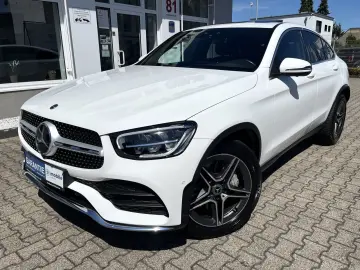 MERCEDES-BENZ GLC 200 Coupe AMG Line