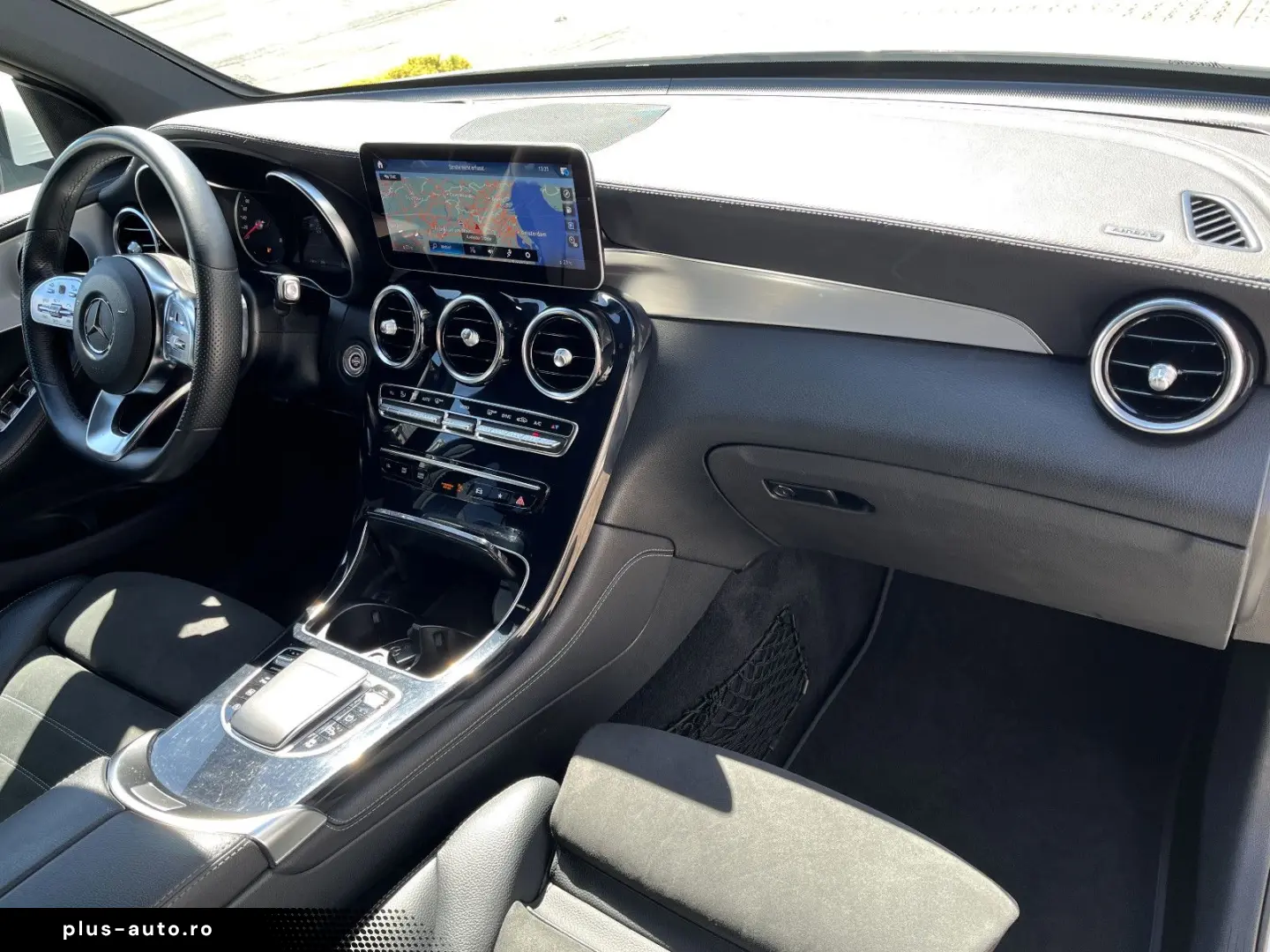 MERCEDES-BENZ GLC 200 Coupe AMG Line