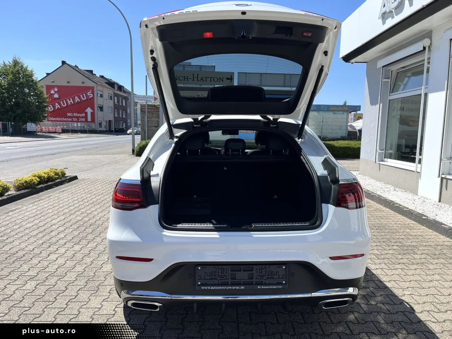 MERCEDES-BENZ GLC 200 Coupe AMG Line
