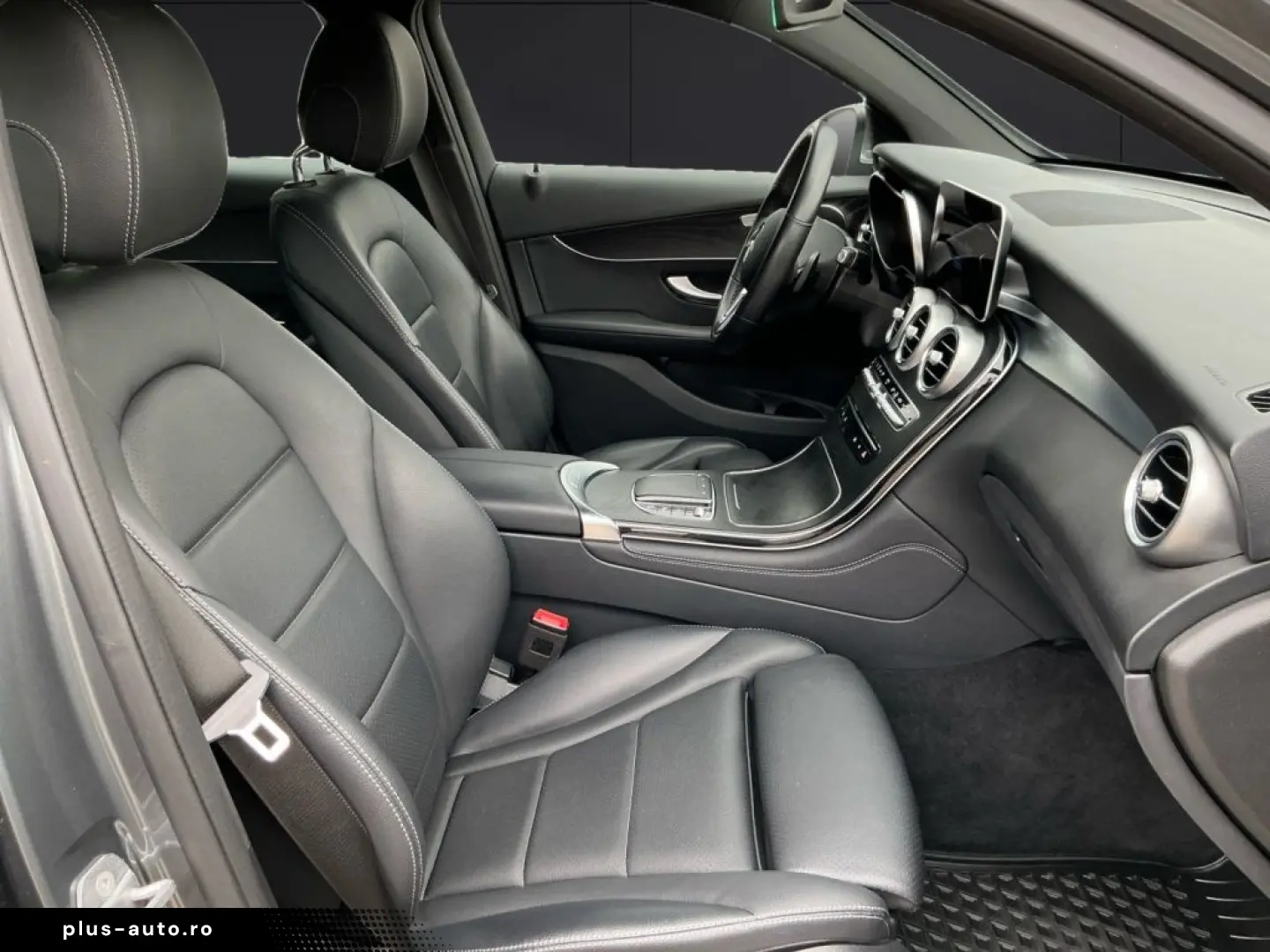 MERCEDES-BENZ GLC 300 e 4M Coupé 360