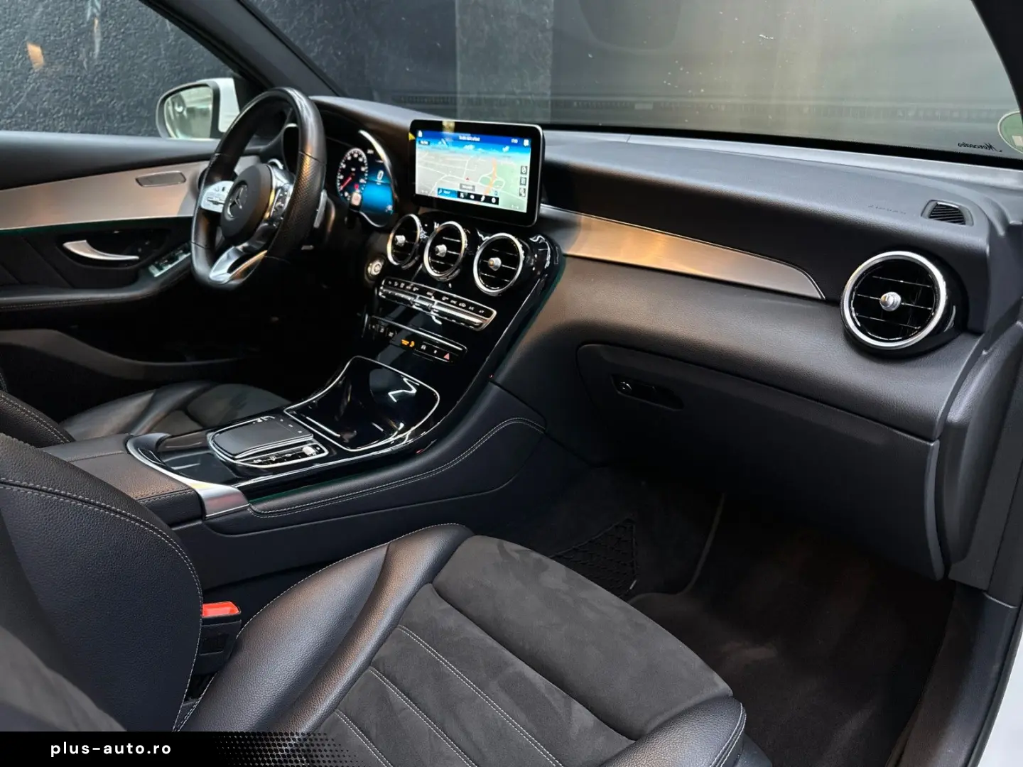 MERCEDES-BENZ GLC 200 4M AMG