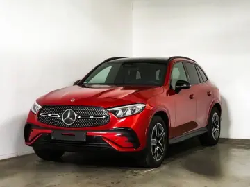 MERCEDES-BENZ GLC 200 4M AMG NIGHT PANO AHK BURM3D DISTR 360