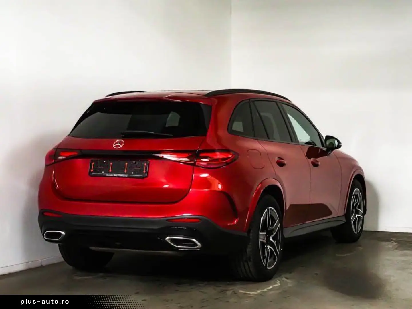 MERCEDES-BENZ GLC 200 4M AMG NIGHT PANO AHK BURM3D DISTR 360