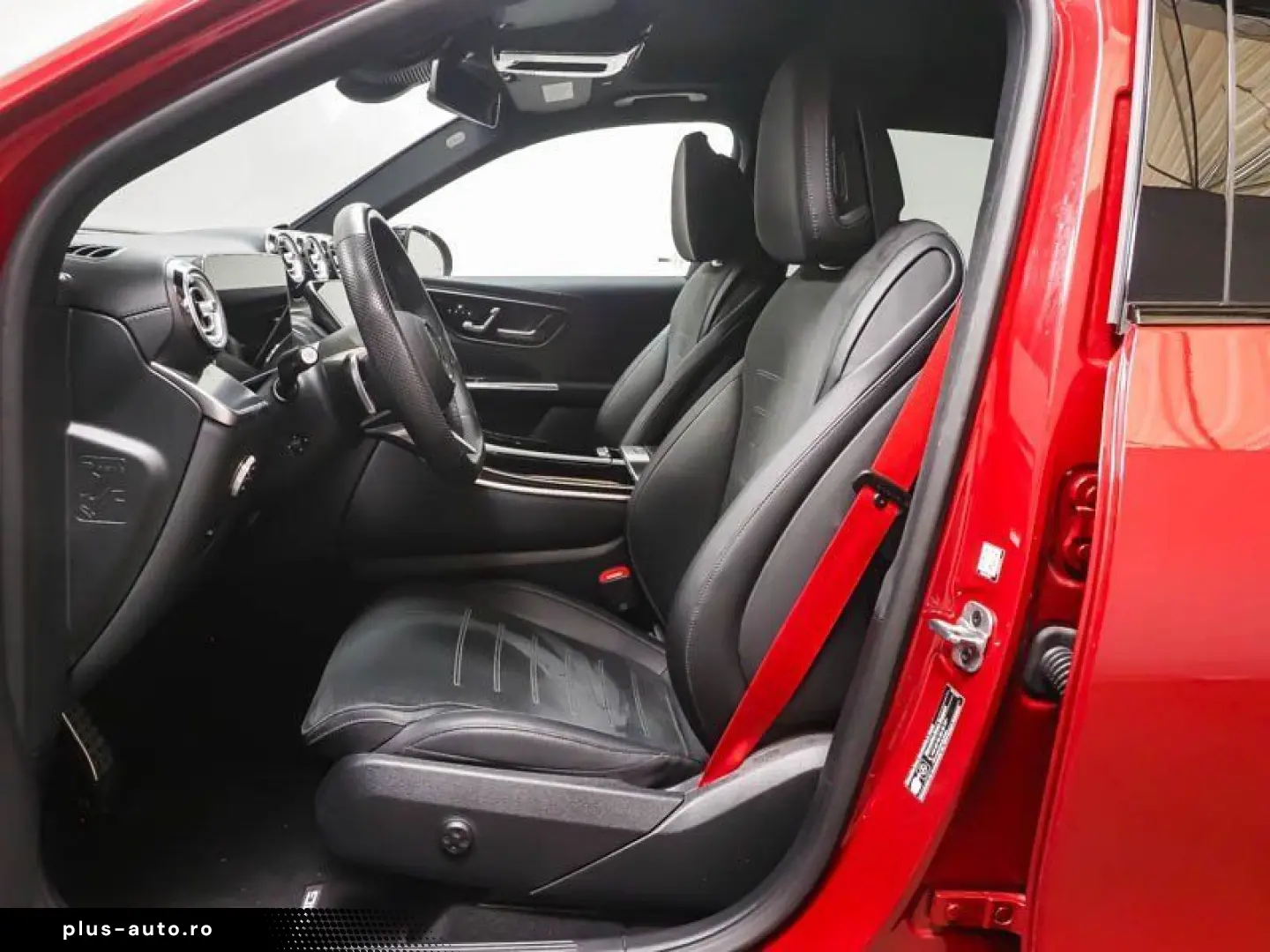 MERCEDES-BENZ GLC 200 4M AMG NIGHT PANO AHK BURM3D DISTR 360
