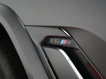 BMW X6 M Competition Laser HUD Skytop B&W