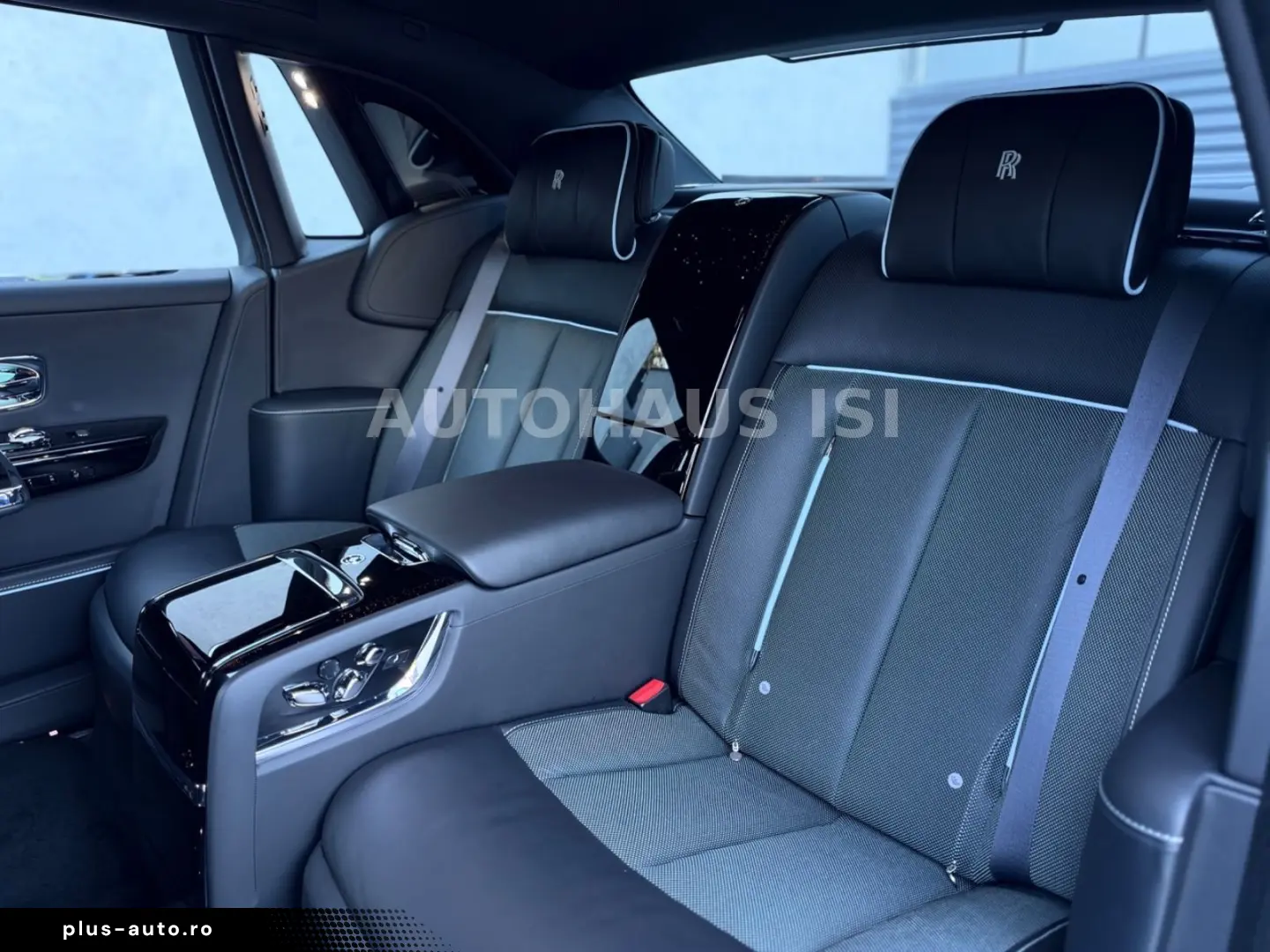 ROLLS ROYCE Phantom BESPOKE  4-SEATS