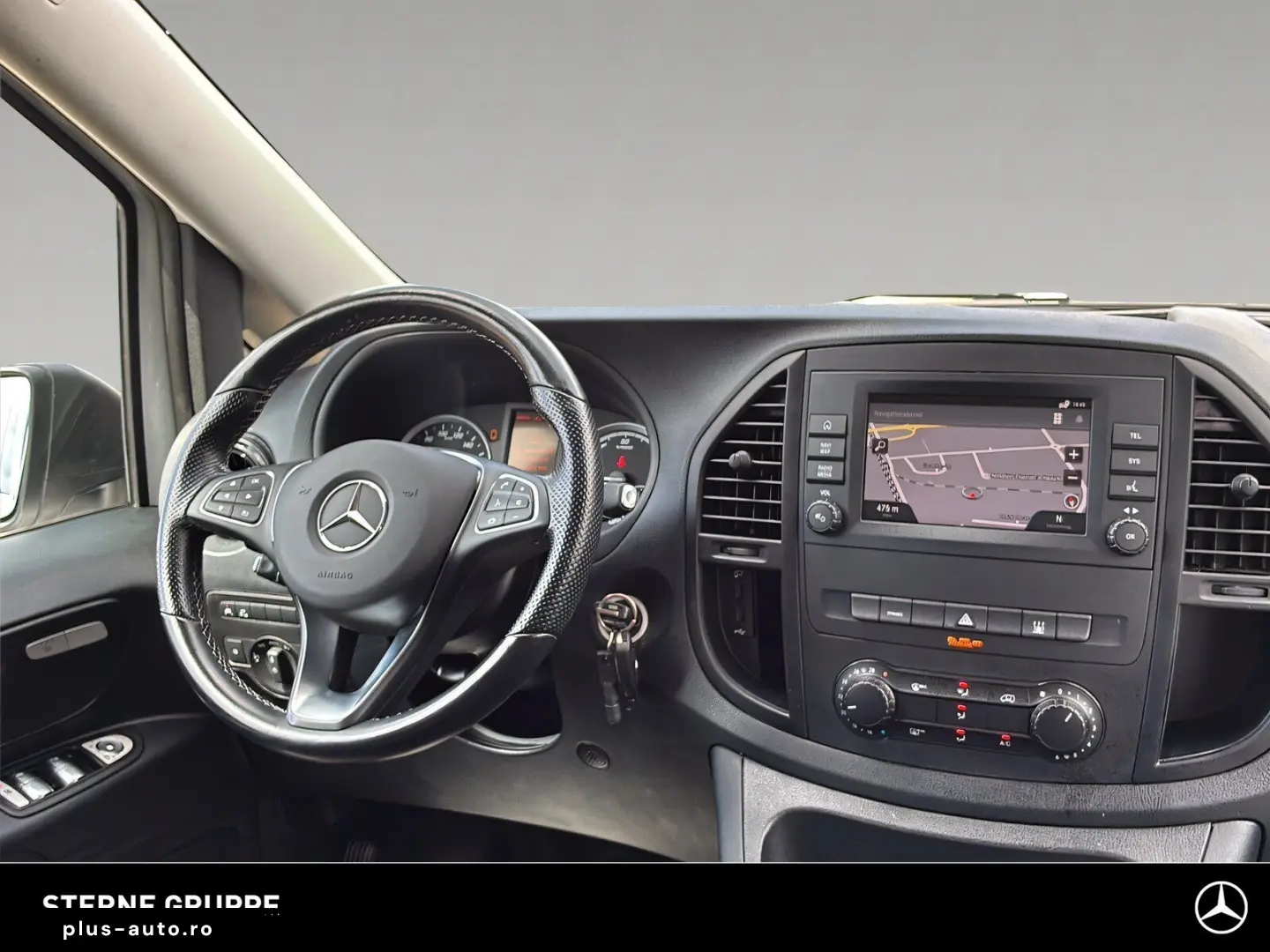 MERCEDES-BENZ eVito 129 Tourer PRO Lang LED NAVI PARK-PAKET