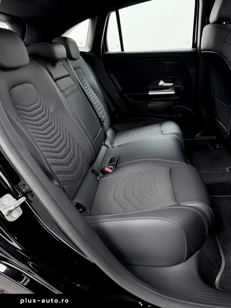 MERCEDES-BENZ EQA 300 4Matic-Progressive- LED-KAM-AMB-MBUX