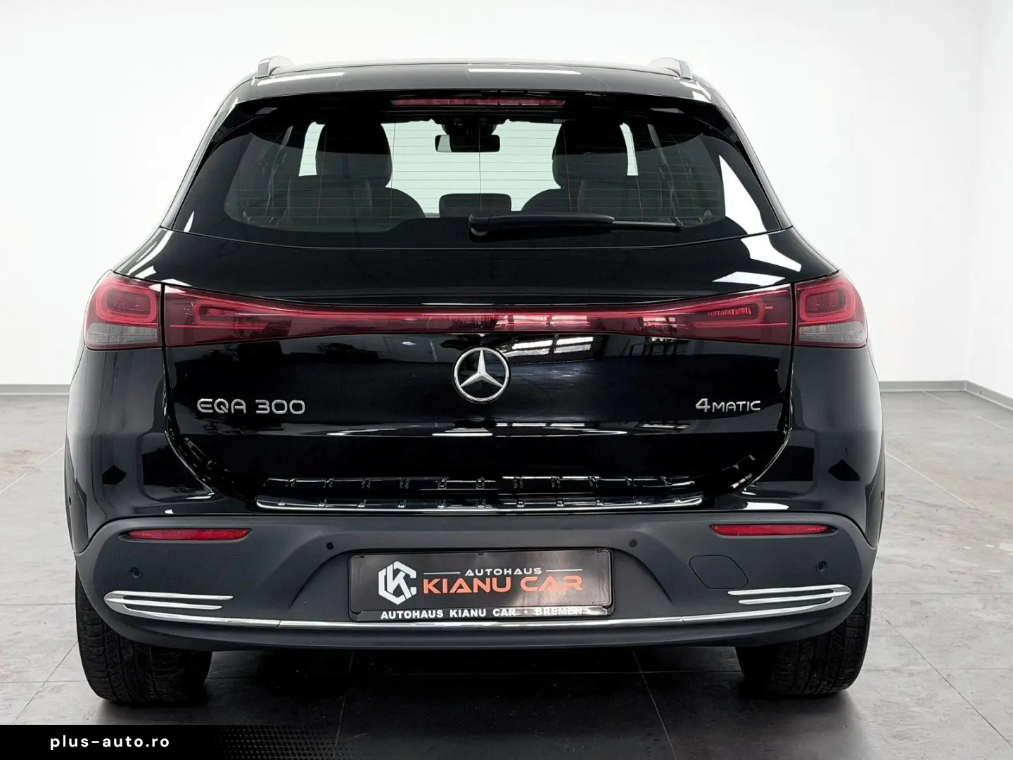 MERCEDES-BENZ EQA 300 4Matic-Progressive- LED-KAM-AMB-MBUX