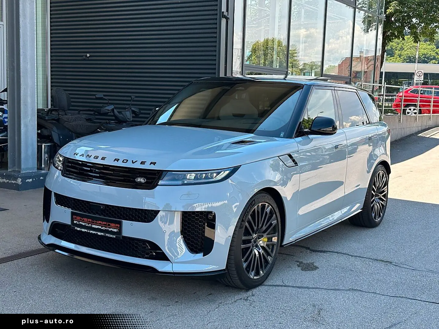 LAND ROVER Range Rover Sport 4 4 V8 P635 SV AWD Aut.
