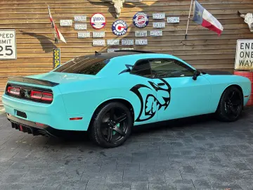 DODGE Challenger SRT HellCat 6 2 L V8 GRAIL 801 PS