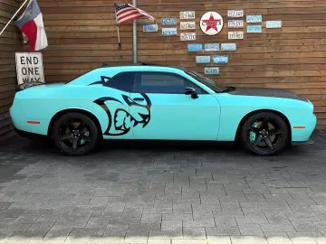 DODGE Challenger SRT HellCat 6 2 L V8 GRAIL 801 PS