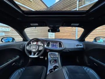 DODGE Challenger SRT HellCat 6 2 L V8 GRAIL 801 PS