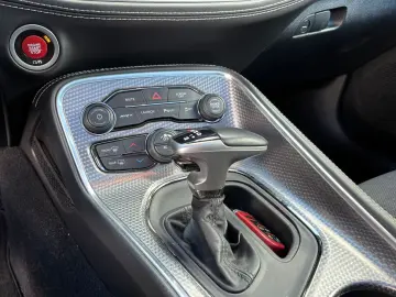 DODGE Challenger SRT HellCat 6 2 L V8 GRAIL 801 PS