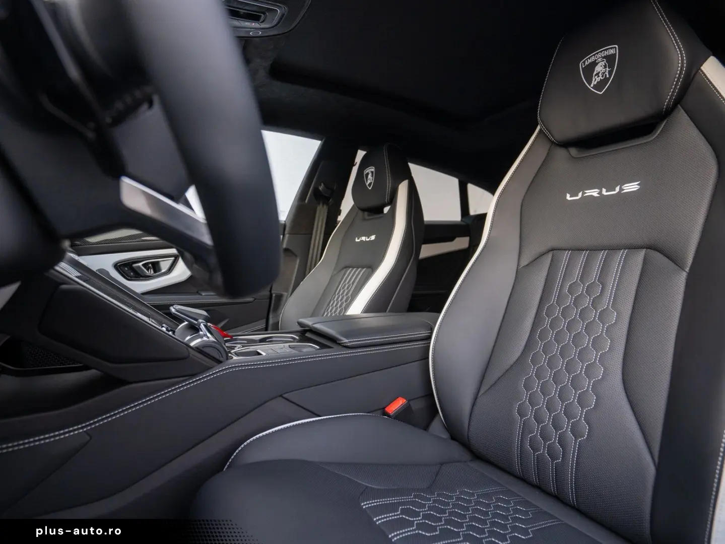 LAMBORGHINI Urus S 23  B&O PANO MASSAGE PARK-ASSIST