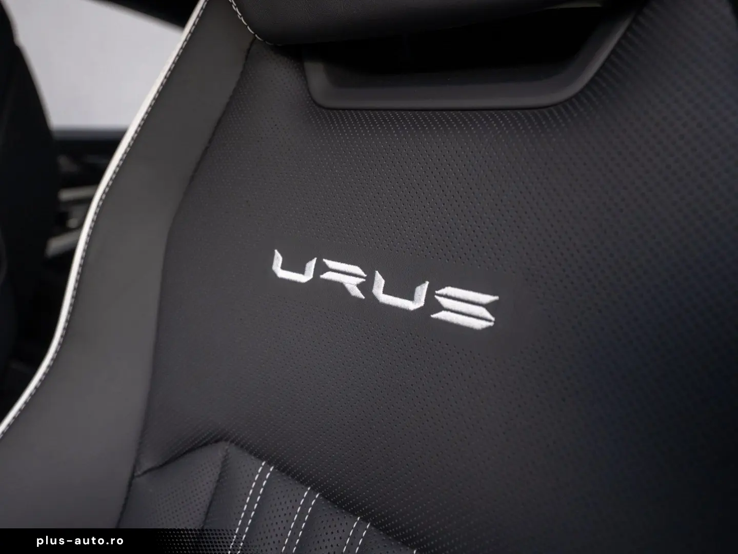 LAMBORGHINI Urus S 23  B&O PANO MASSAGE PARK-ASSIST