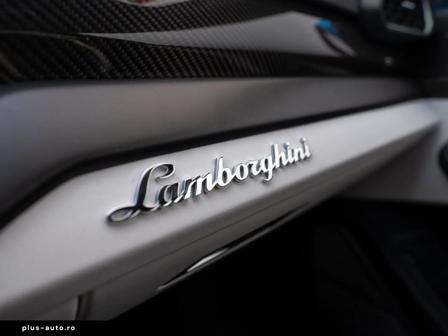 LAMBORGHINI Urus S 23  B&O PANO MASSAGE PARK-ASSIST