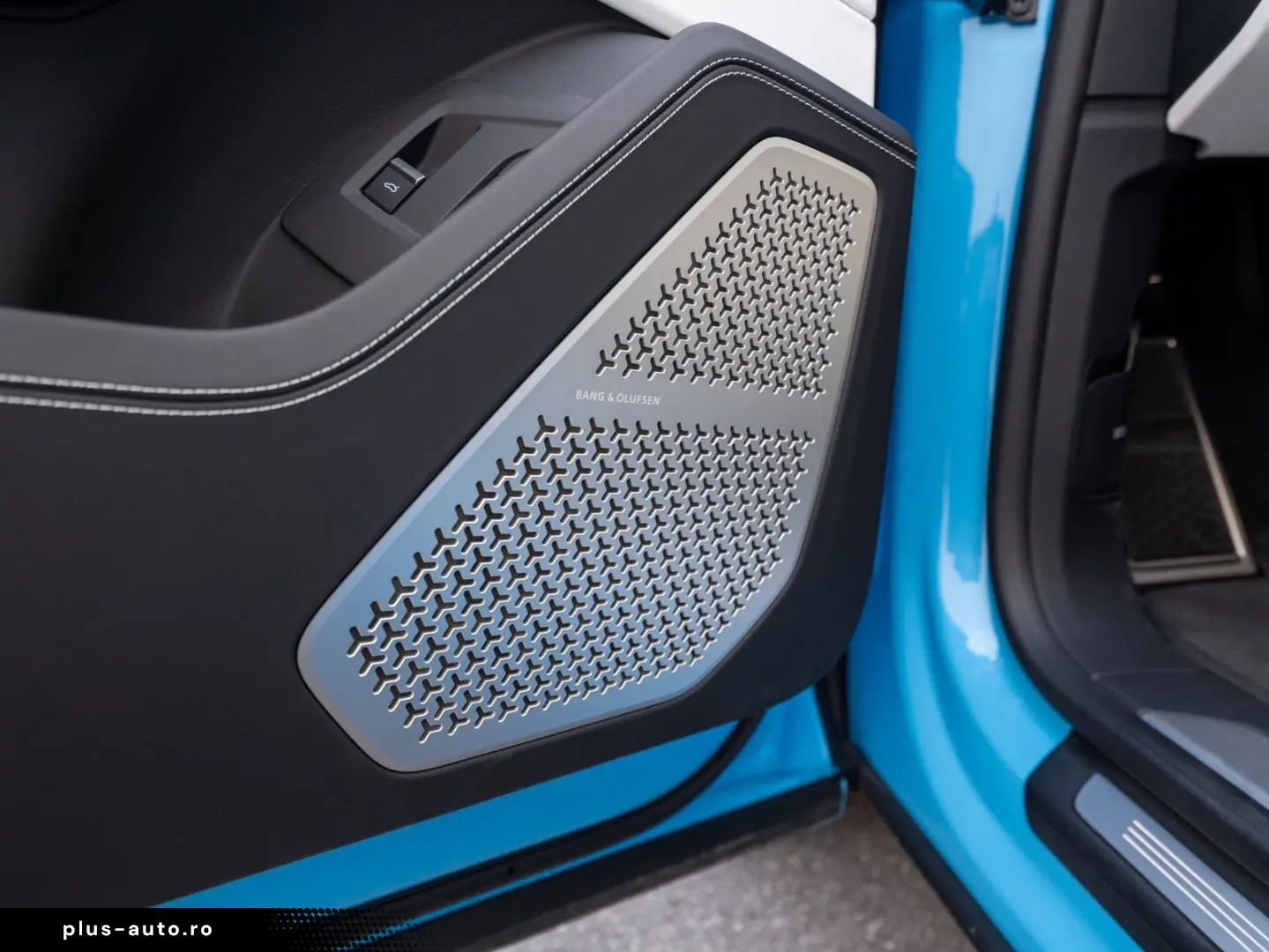 LAMBORGHINI Urus S 23  B&O PANO MASSAGE PARK-ASSIST
