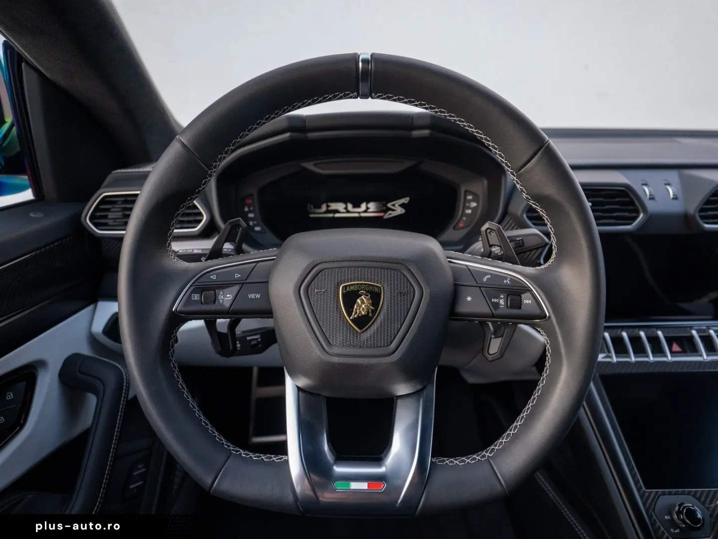 LAMBORGHINI Urus S 23  B&O PANO MASSAGE PARK-ASSIST