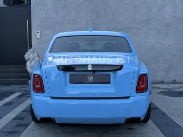 ROLLS ROYCE Phantom BESPOKE 4-SEATS STARLIGHT THEATRE FULL