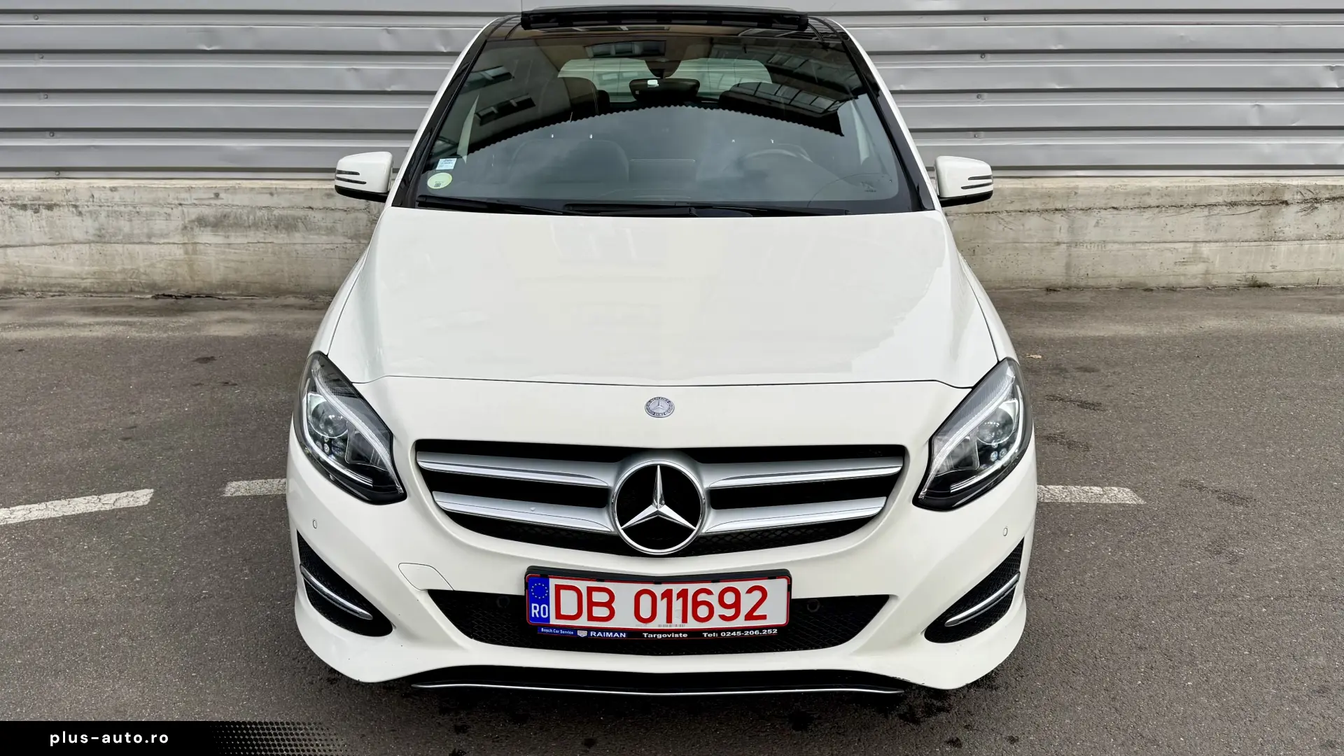 Mercedes-Benz B 180 7G-Tronic Panoramic Euro 6 fara AdBlue