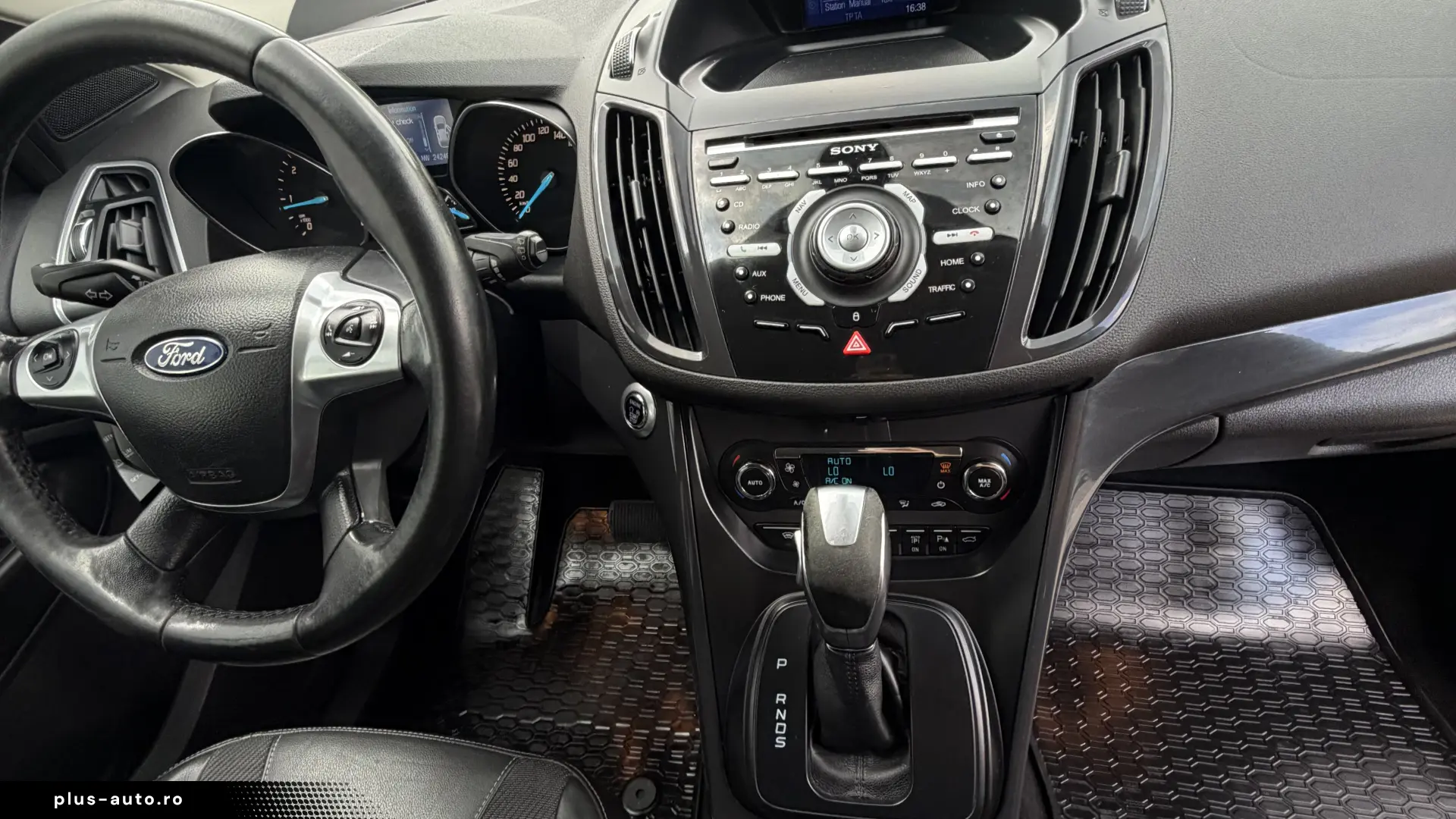 Ford Kuga 2.0 TDCi 4x4 Titanium Automat 163 CP 2014