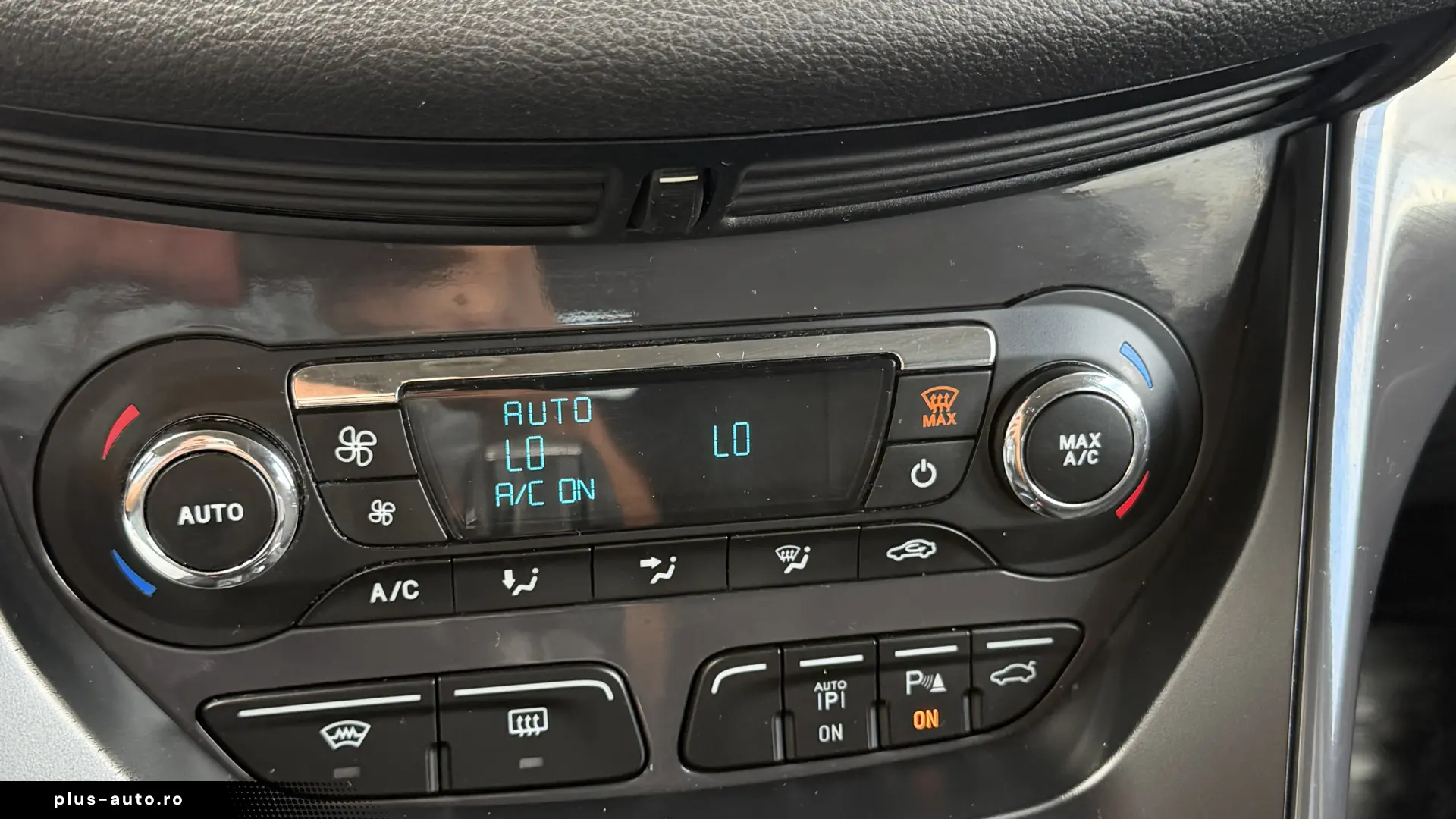 Ford Kuga 2.0 TDCi 4x4 Titanium Automat 163 CP 2014