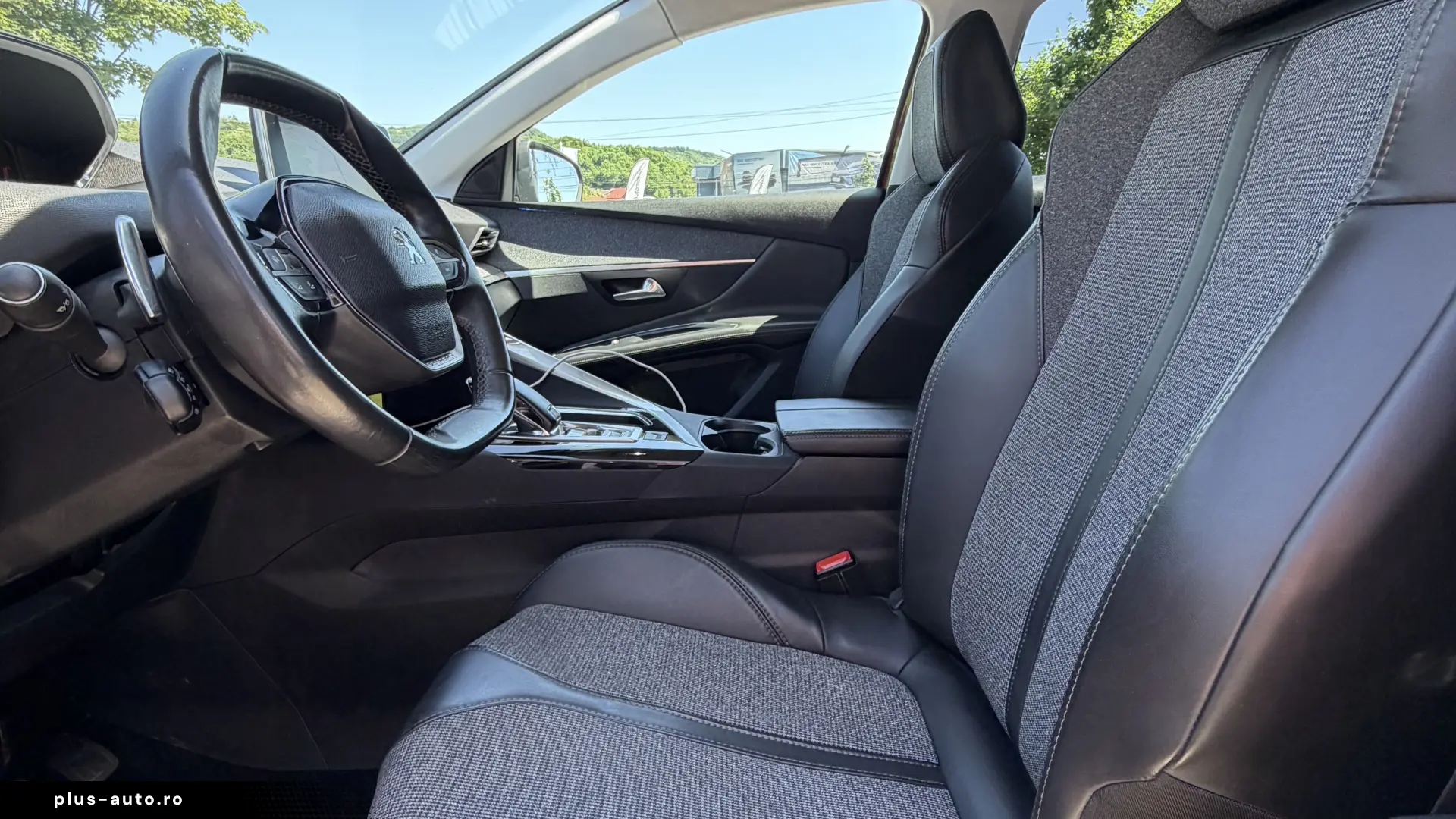 Peugeot 3008 GT Line 1.2 PureTech EAT6 130 CP 2017
