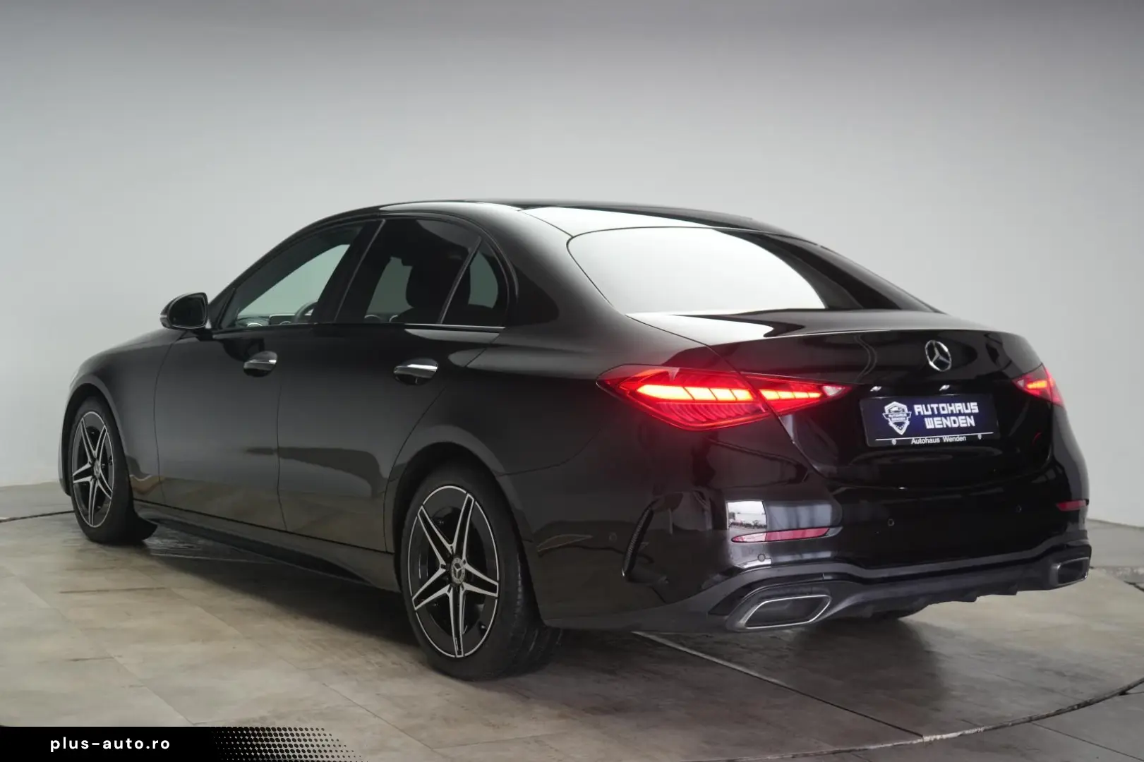 MERCEDES-BENZ C 300 9G-Tronic AMG