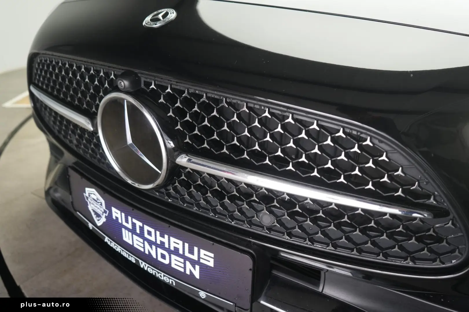 MERCEDES-BENZ C 300 9G-Tronic AMG