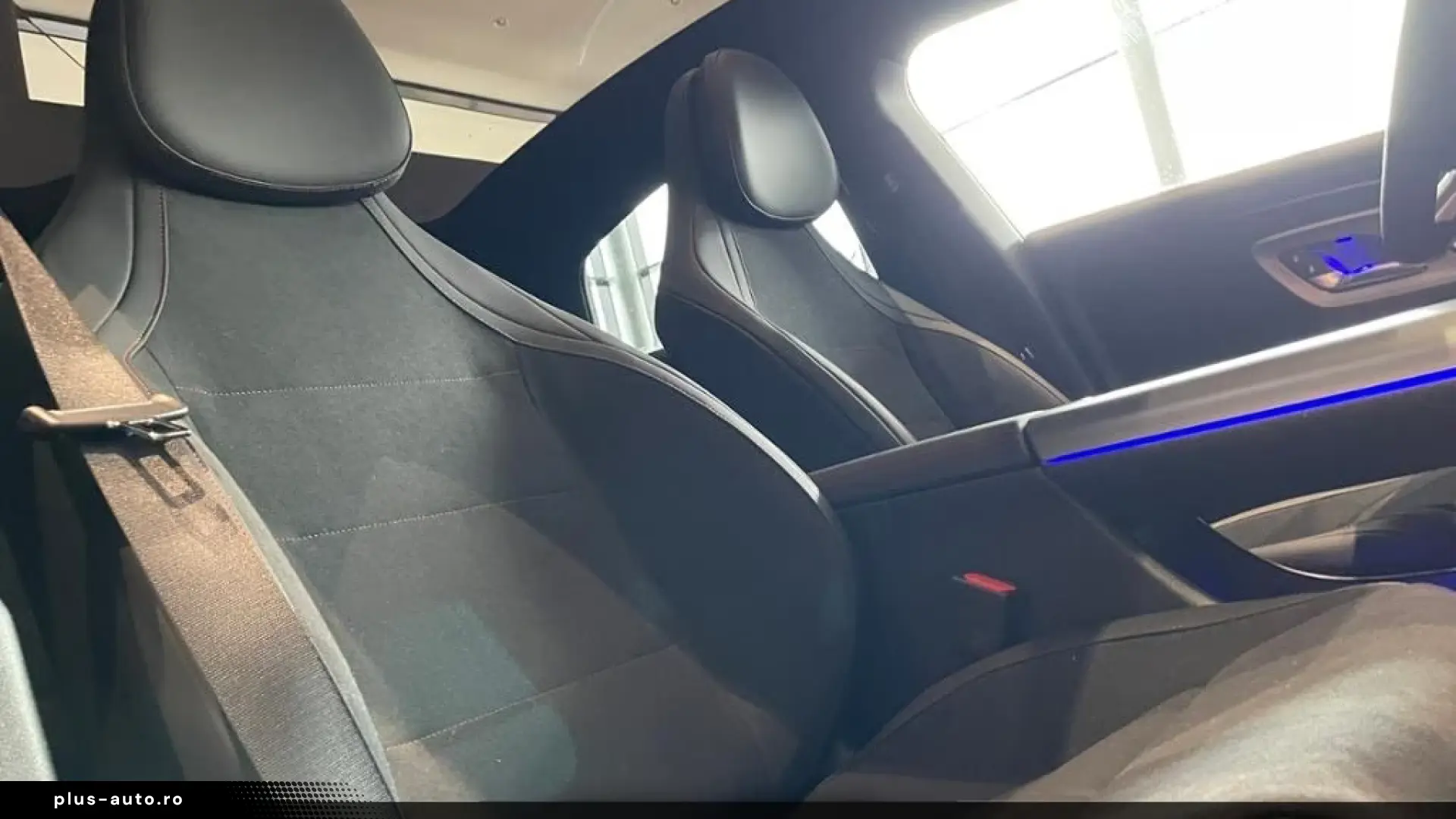 Mercedes-Benz CLA 200 AMG PANO SUPERSCREEN KEYL BURM