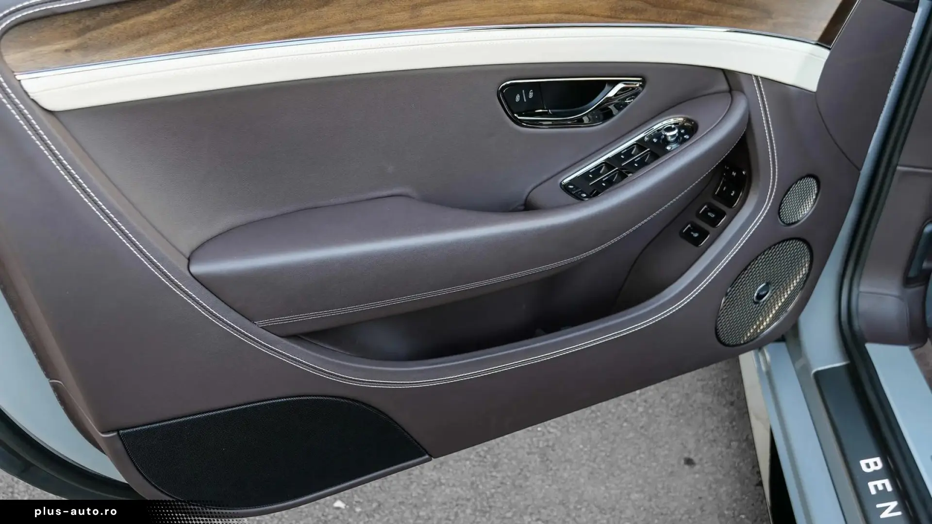 Bentley Continental GTC S  NAIM Akrapovic